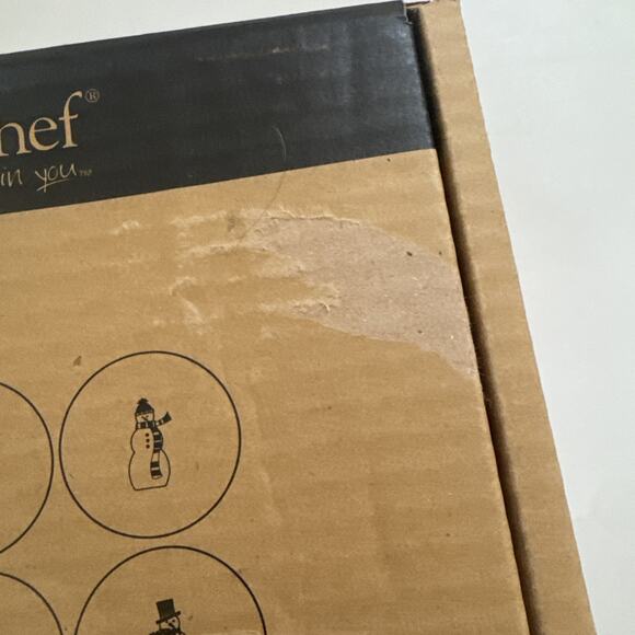 NIB Pampered Chef Set of 4 Glass Snowmen Round Appetizer Plates Christmas‎ - Picture 10 of 10